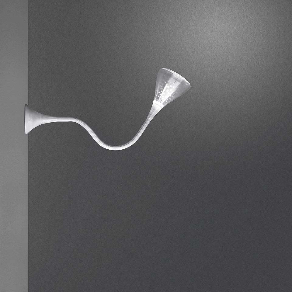Pipe Wall/Ceiling White Integralis
