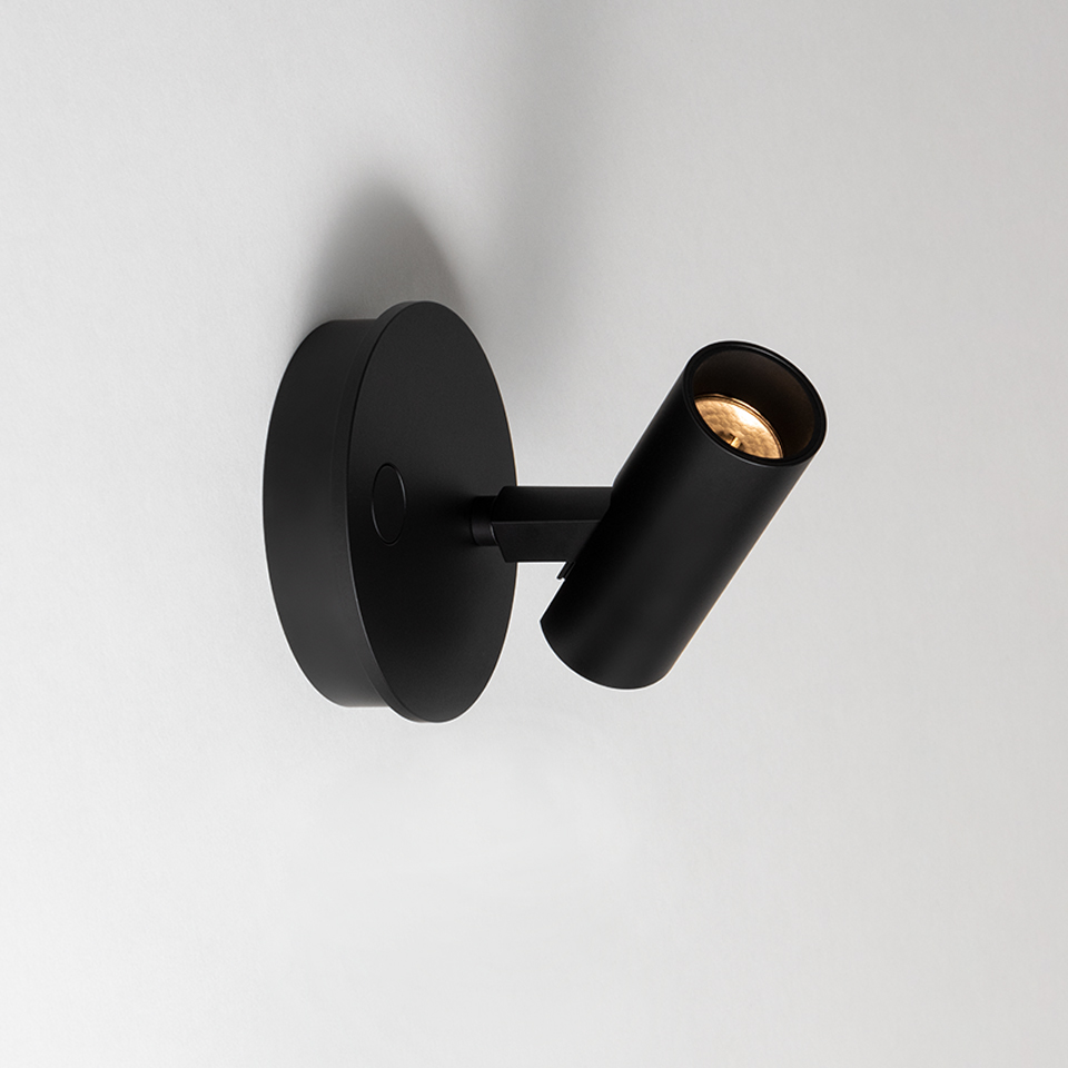 Vector Wall 40 - With Switch - 2700K - 14° - Black