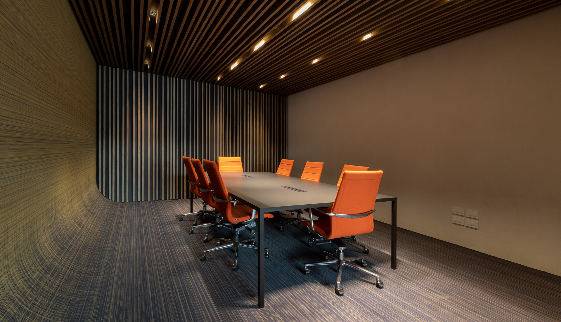 Image of an office illuminated by Sharp recessed ceiling.
